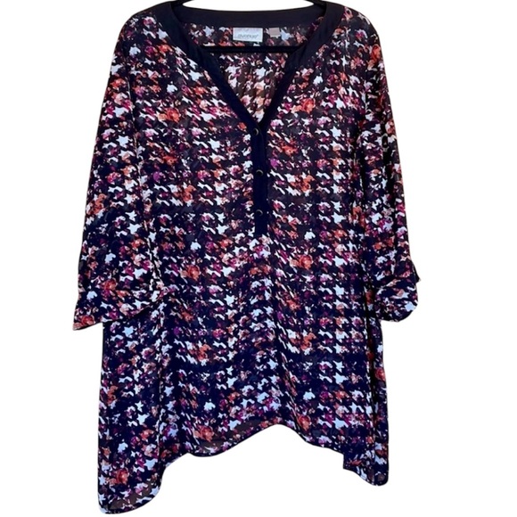 Avenue Tops - Avenue Semi-Sheer Colorful Tunic with Tab Sleeves. Plus size 18/20. EUC
